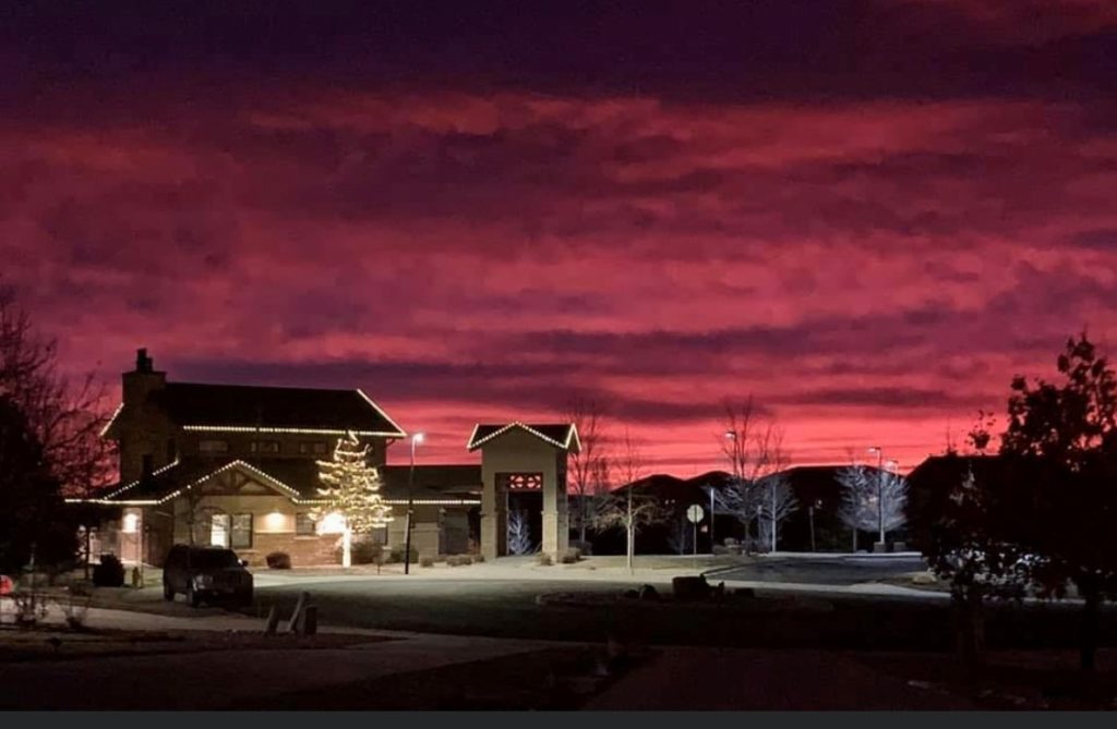 SAPPHIRE POINTE Your community in Castle Rock